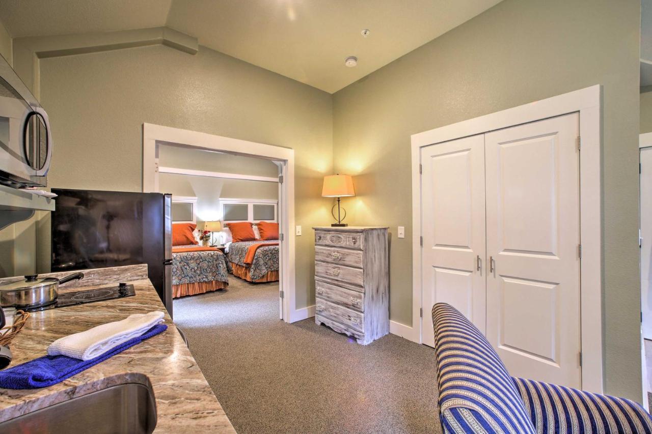 Branson Cottage With Pool Access About 2 Mi To The Strip Екстериор снимка