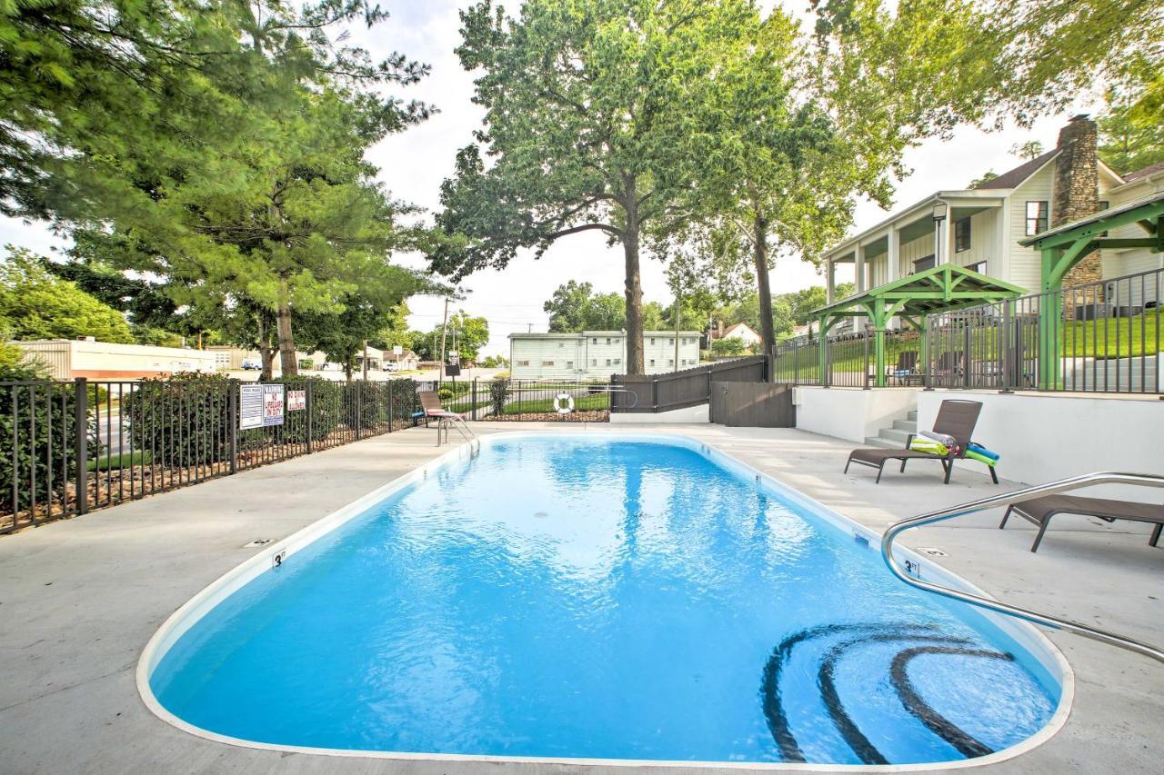 Branson Cottage With Pool Access About 2 Mi To The Strip Екстериор снимка