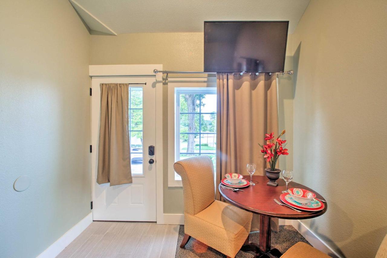 Branson Cottage With Pool Access About 2 Mi To The Strip Екстериор снимка